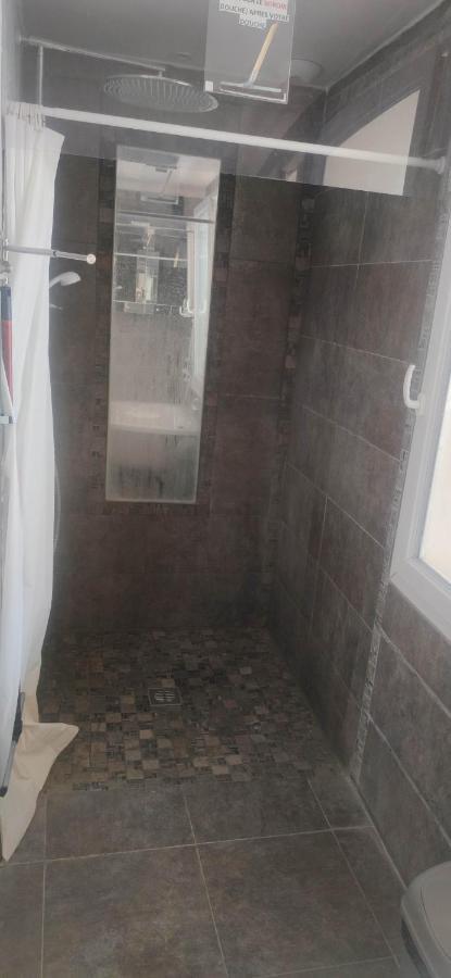 Logement Chambre Seul En Supplement Ou Dortoir Mixte 로크모르 외부 사진