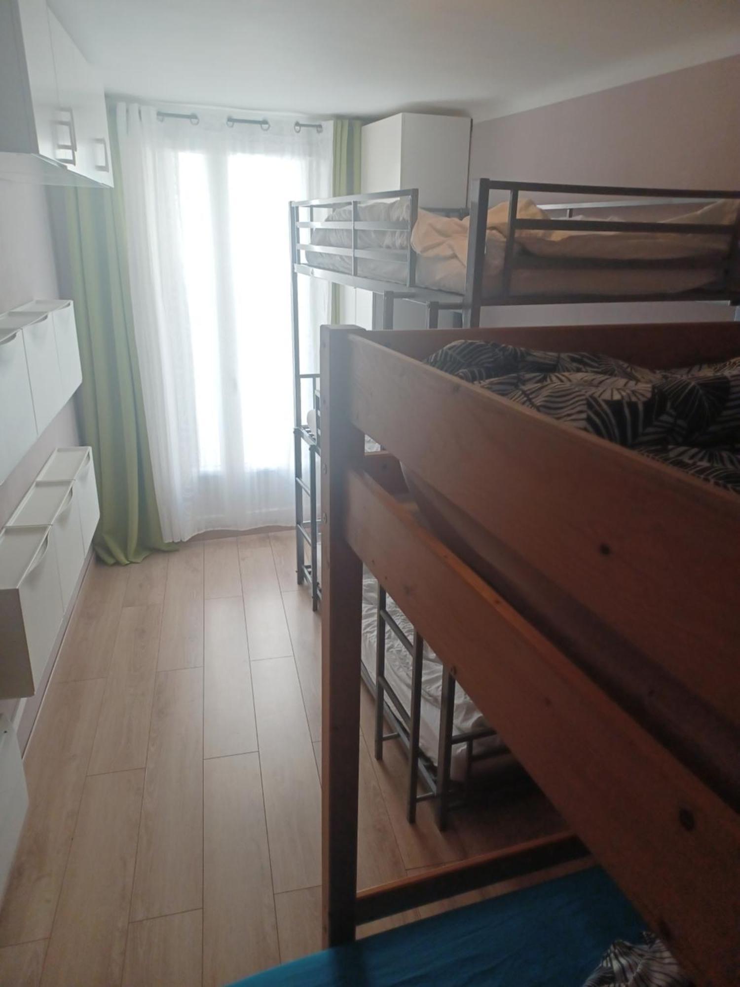 Logement Chambre Seul En Supplement Ou Dortoir Mixte 로크모르 객실 사진